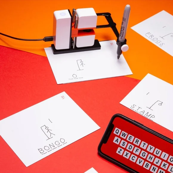 Line-Us: Drawing Robot - Picture 6 of 8